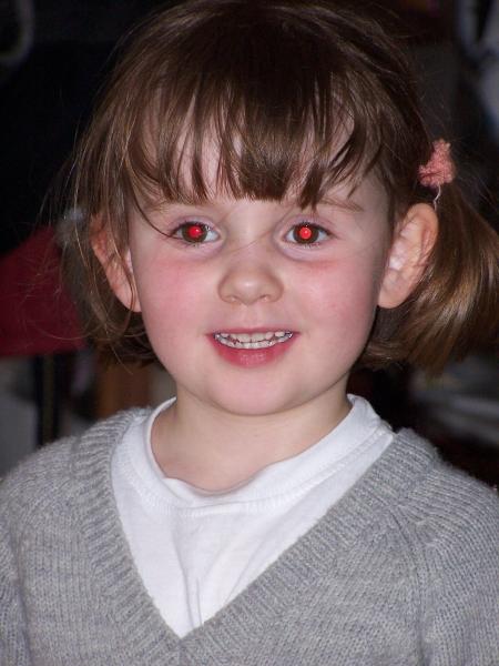 Les yeux rouges